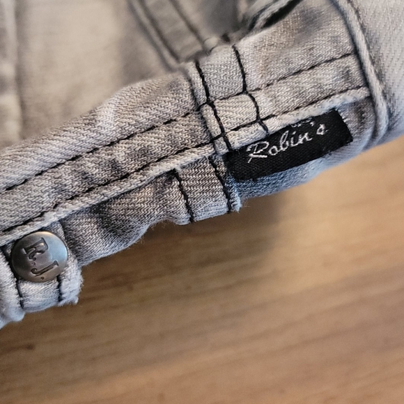 Robin's jeans - Picture 12 of 12